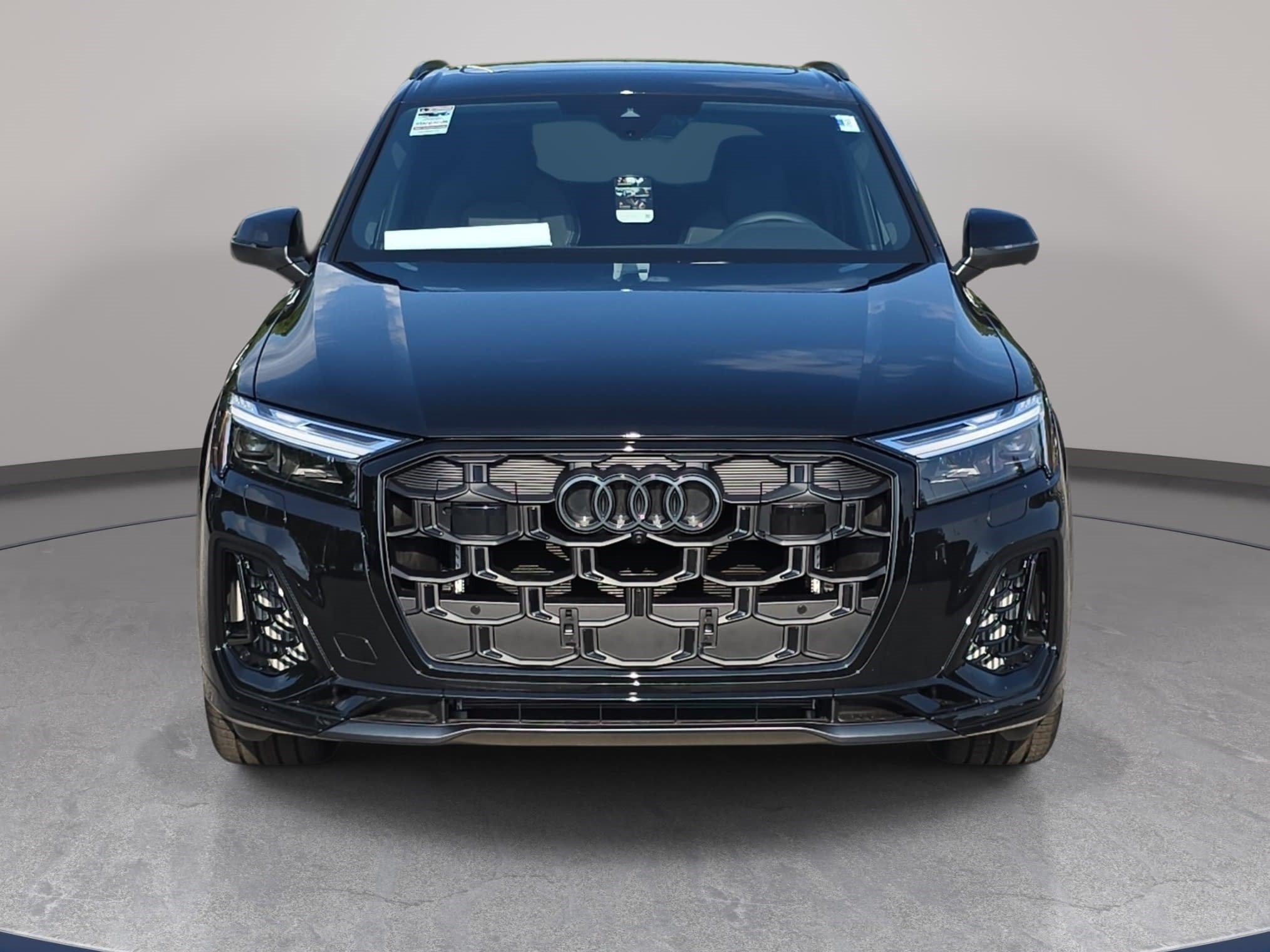 New 2026 Audi SQ7 Premium Plus AWD/4WD image 2