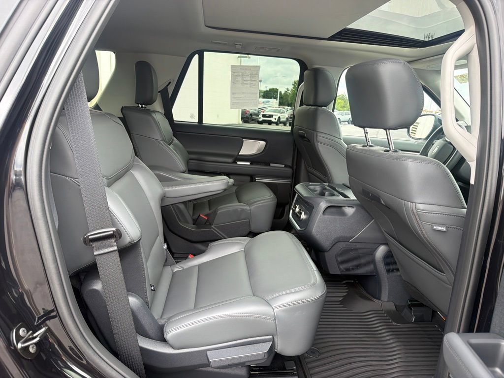 Used 2026 Ford Expedition Active AWD/4WD image 49