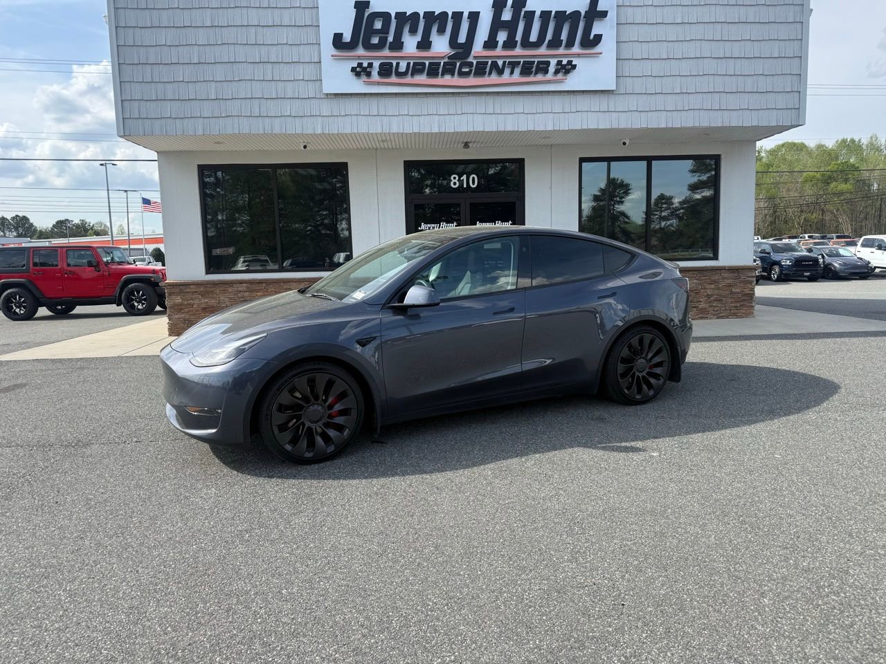 Used 2023 Tesla Model Y Performance image 1