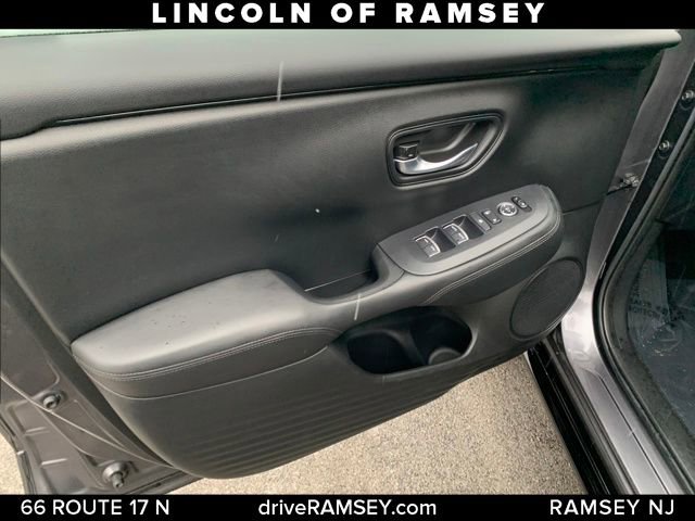 Used 2024 Honda HR-V EX-L image 12