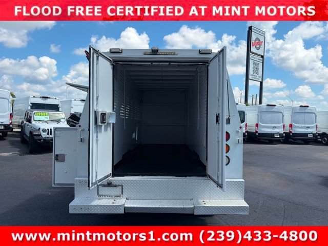 Used 2017 Mercedes-Benz Sprinter 3500 w/ Suspension Package II image 15