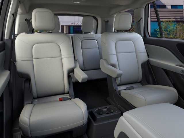 New 2026 Lincoln Aviator AWD image 12