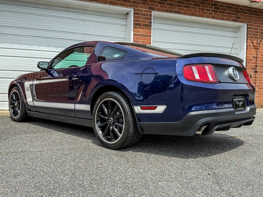 Used 2012 Ford Mustang Boss 302 w/ Boss 302 Accessory Pkg RWD image 21