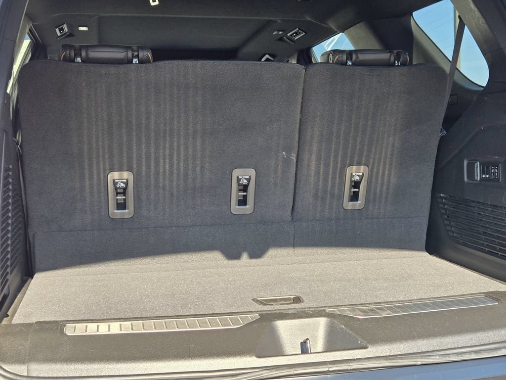 Certified 2022 GMC Yukon AT4 AWD/4WD image 21