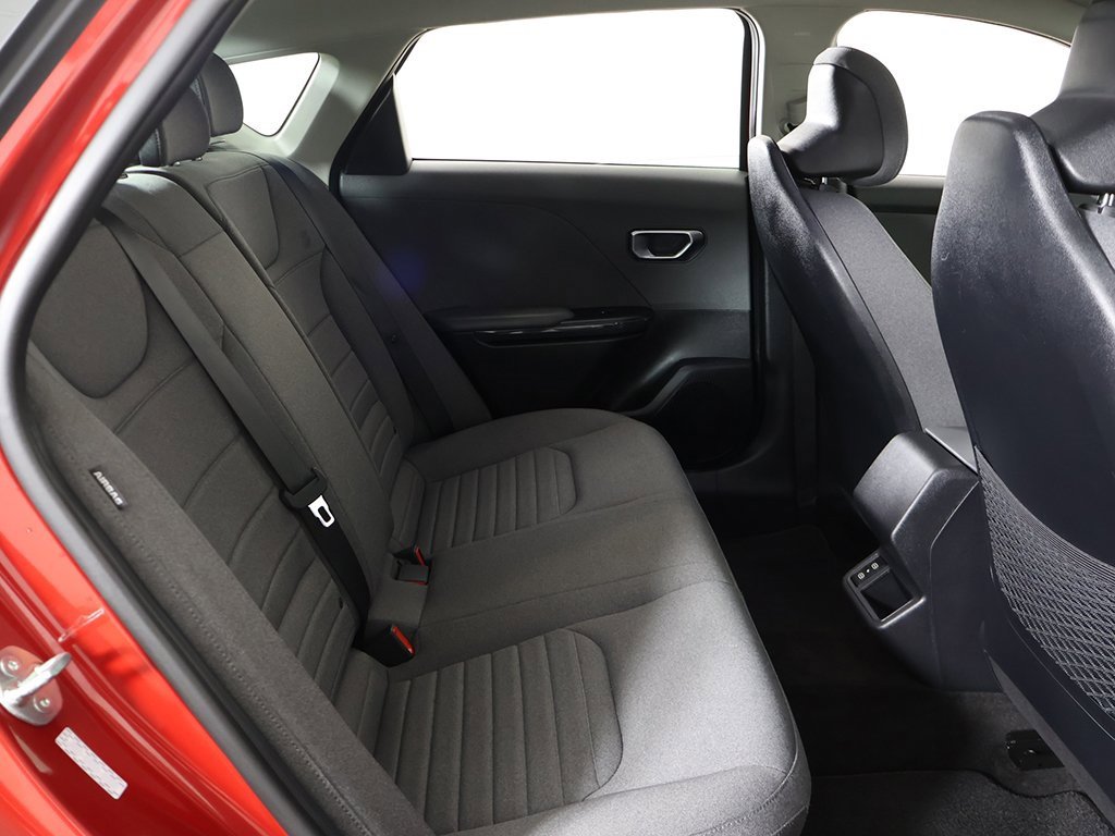 Certified 2025 Kia K4 EX image 31
