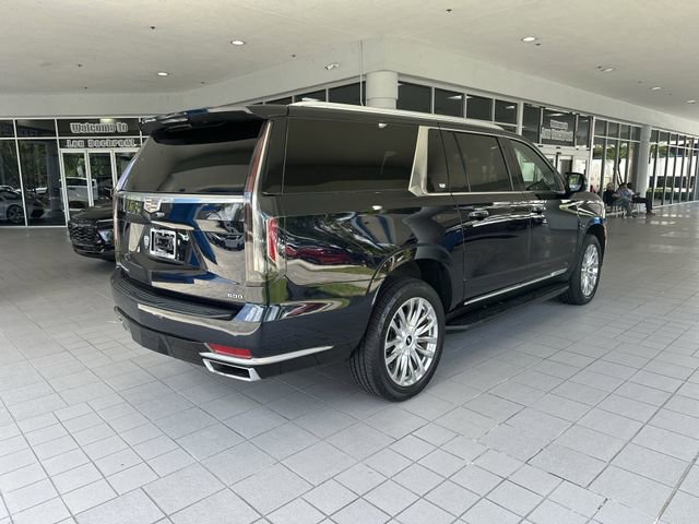 Used 2022 Cadillac Escalade ESV Premium Luxury AWD/4WD image 35