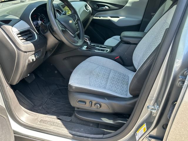 Used 2023 Chevrolet Equinox LT w/ LPO, Floor Liner Package FWD image 9