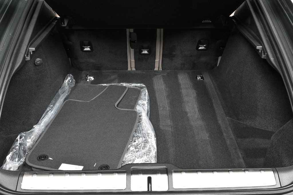 New 2026 Porsche Panamera 4 image 29