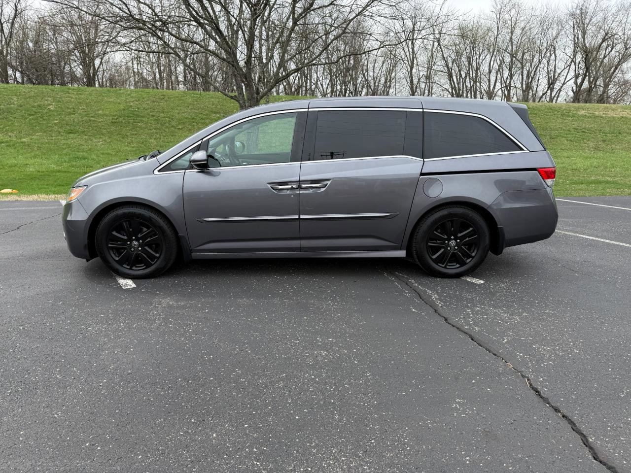 Used 2014 Honda Odyssey Touring image 15