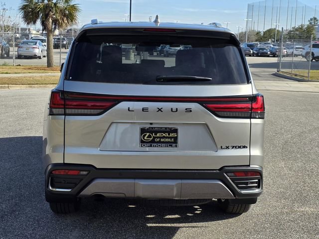 New 2026 Lexus LX 700h Luxury image 3