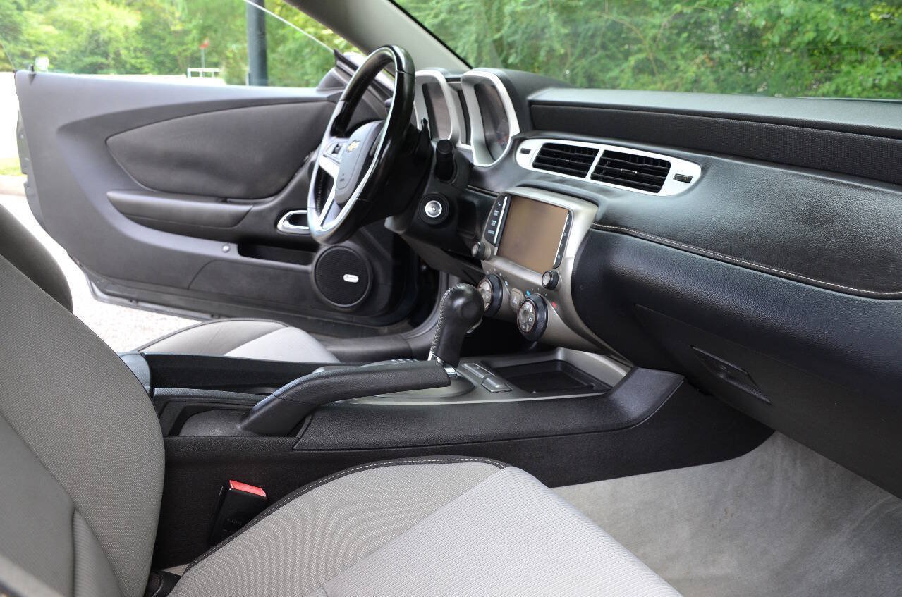 Used 2014 Chevrolet Camaro LT w/ RS Package RWD image 12