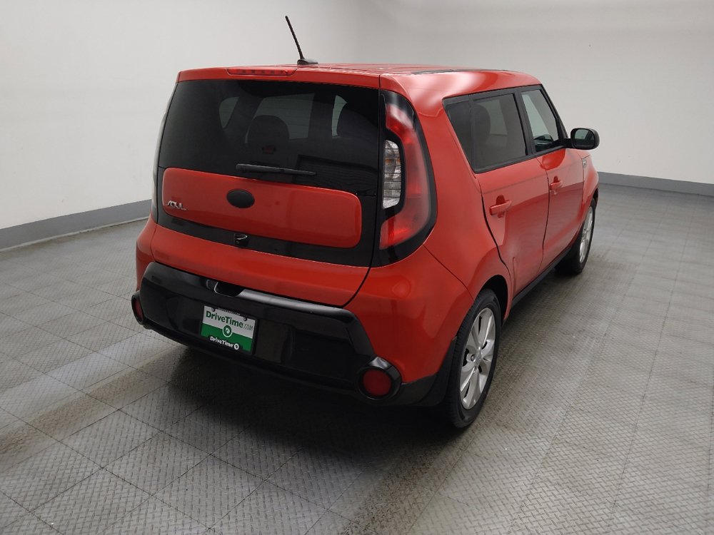 Used 2016 Kia Soul + image 9