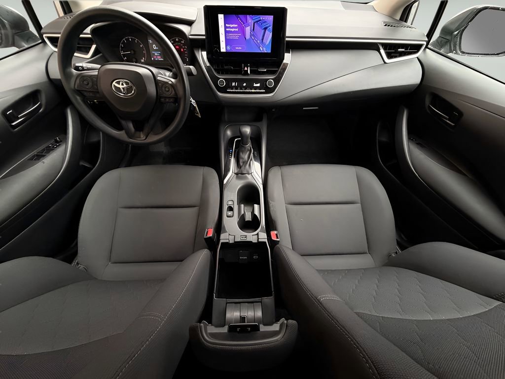 Used 2024 Toyota Corolla LE image 31