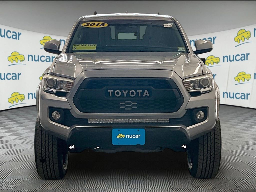 Used 2018 Toyota Tacoma SR5 image 2