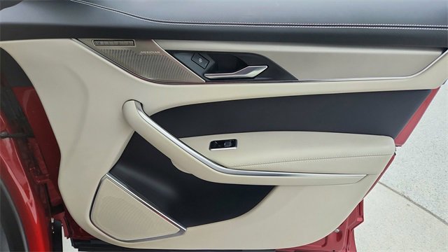 Used 2025 Jaguar F-PACE R-Dynamic S image 22