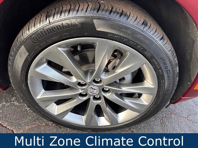 Used 2022 Buick Envision Avenir w/ Technology Package II image 14