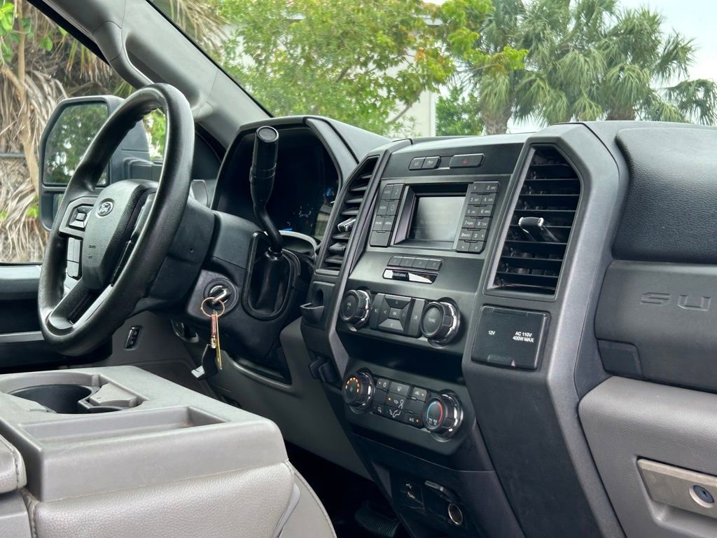 Used 2019 Ford F550 2WD Crew Cab Super Duty image 23