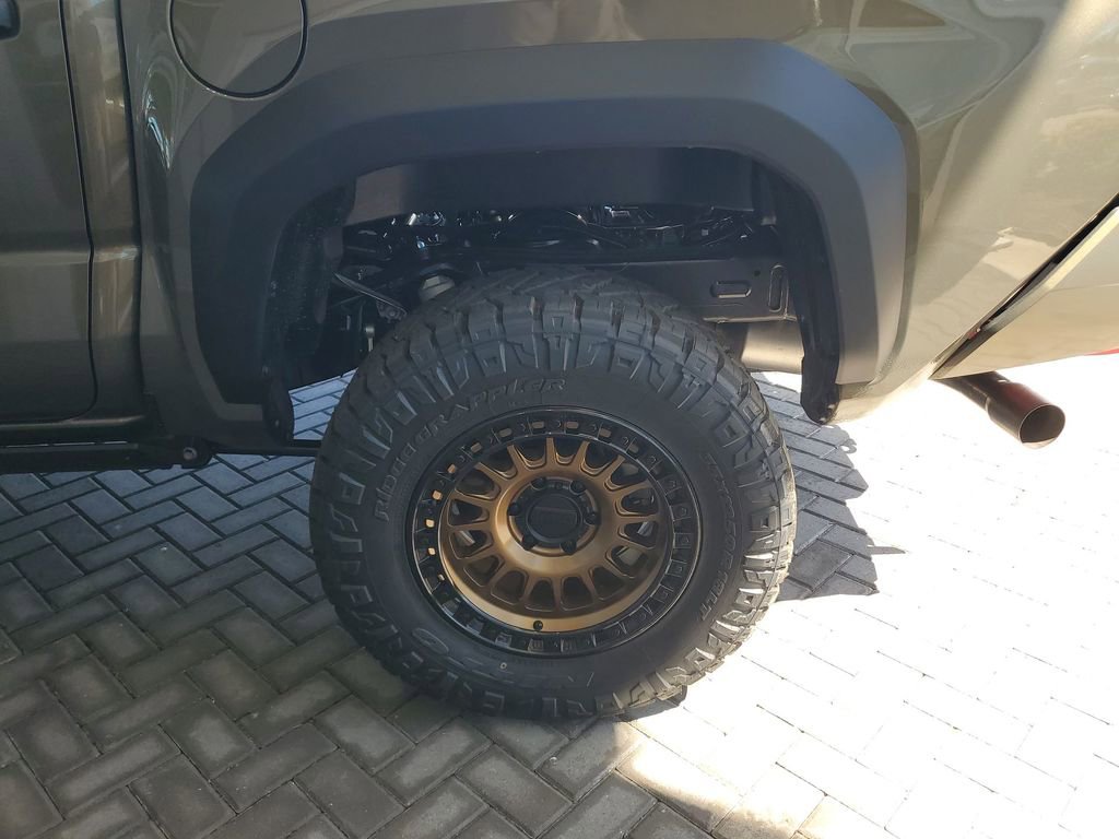 New 2025 Toyota Tacoma TRD Off-Road image 20