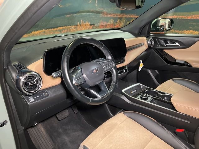 Used 2025 Chevrolet Equinox ACTIV w/ Safety and Technology Package image 22