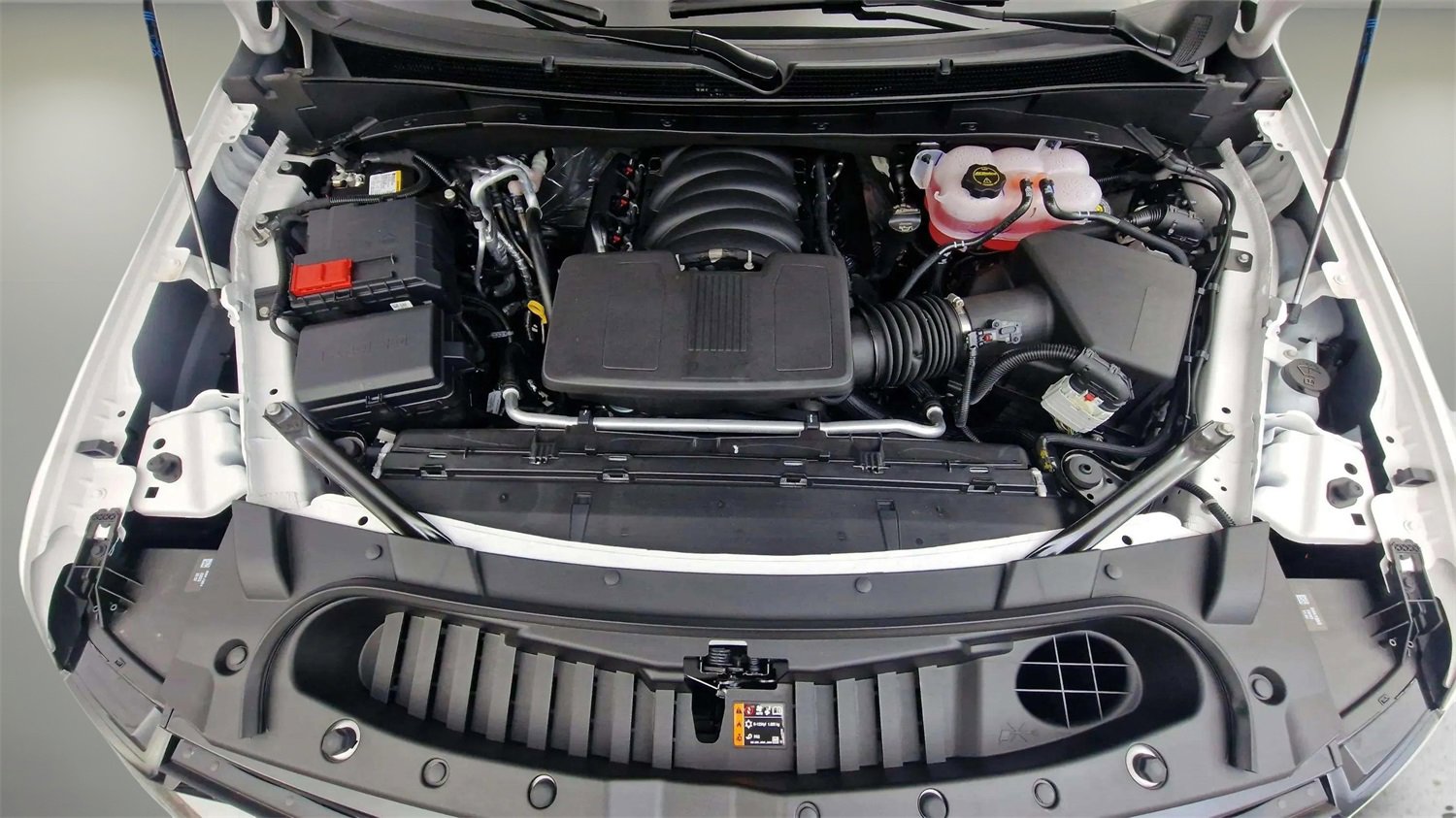 Used 2025 Cadillac Escalade Sport Platinum w/ LPO, ONYX Package image 10