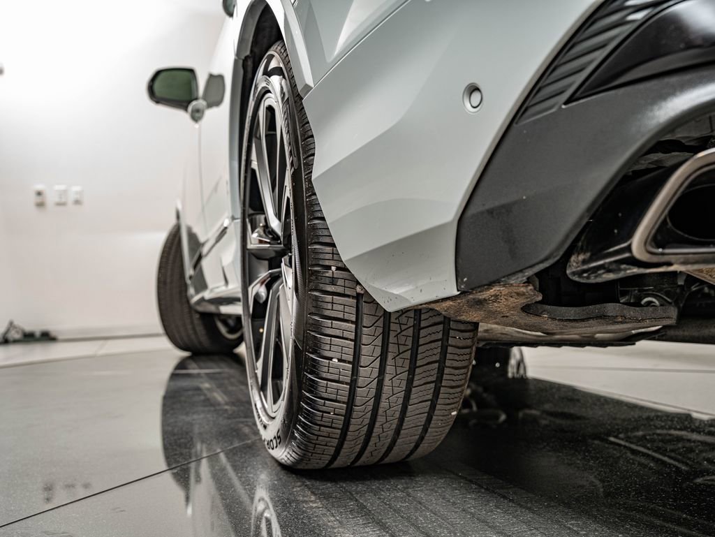 Used 2025 Audi Q7 3.0T Premium Plus w/ Premium Plus Package image 45