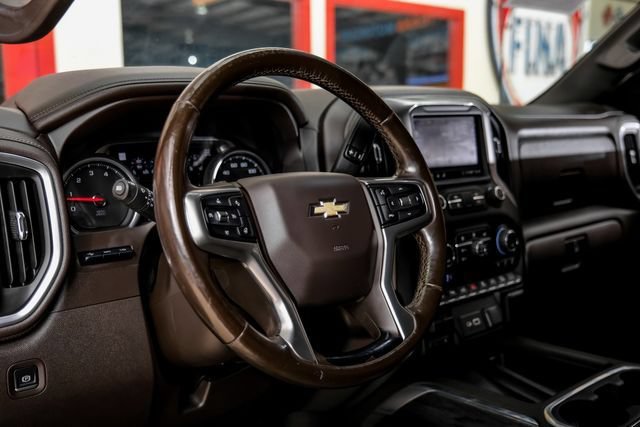 Used 2020 Chevrolet Silverado 2500 LTZ w/ LTZ Premium Package AWD/4WD image 17