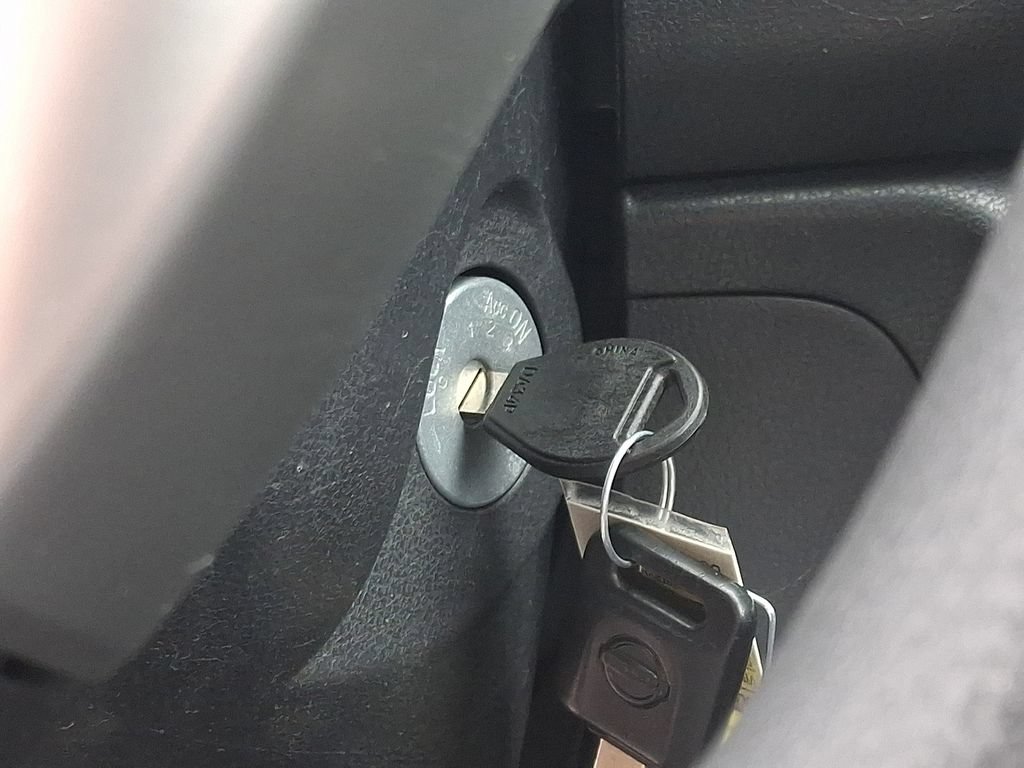 Used 2014 Nissan Versa Note S Plus FWD image 25