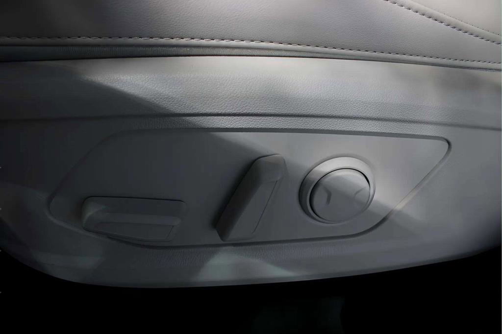 New 2025 Kia Sorento S w/ Panoramic Sunroof Package image 32