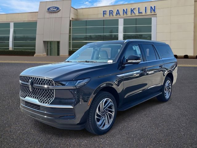 New 2026 Lincoln Navigator L Premier image 3