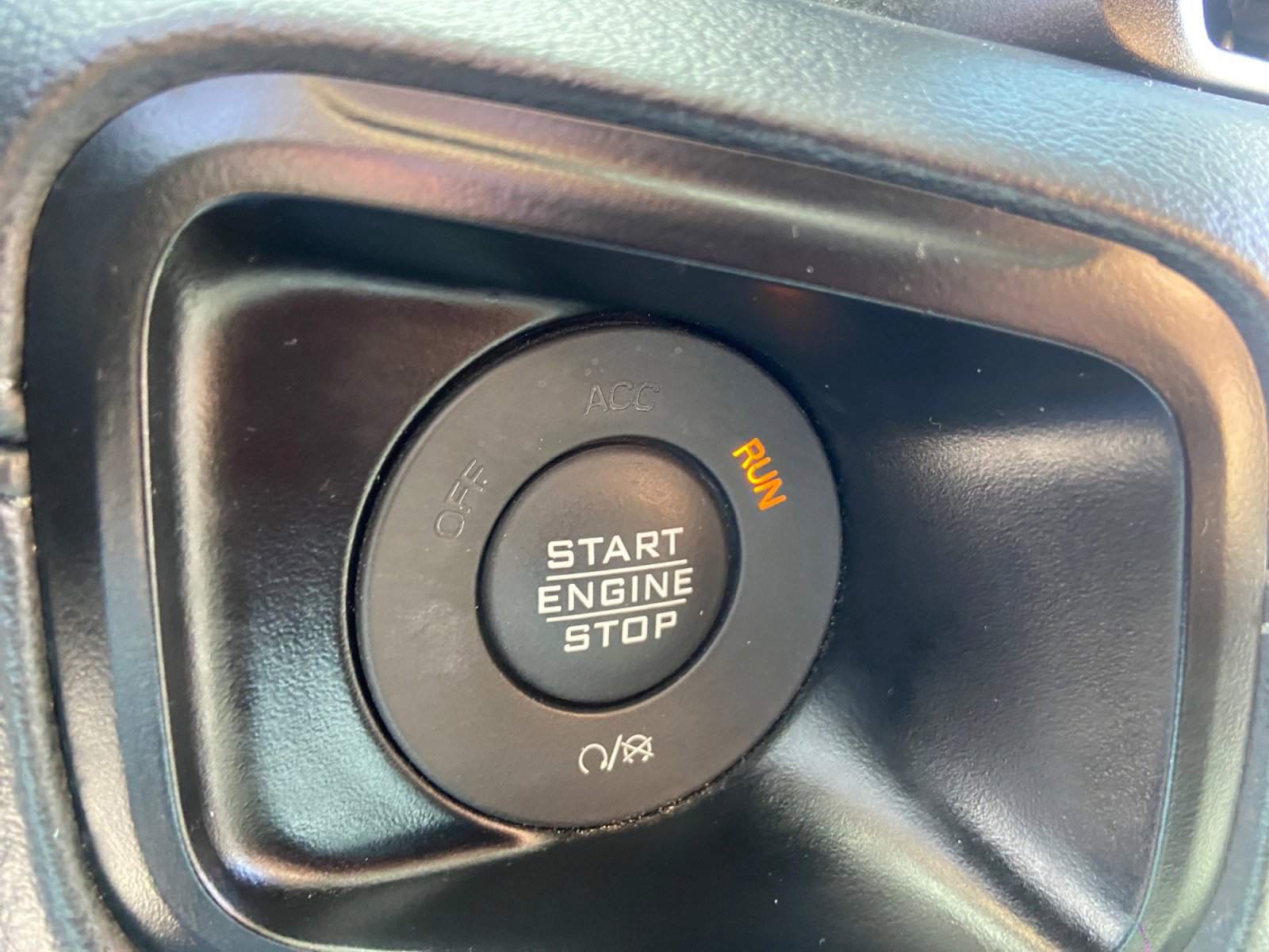 Used 2024 Jeep Wrangler Unlimited Rubicon AWD/4WD image 30