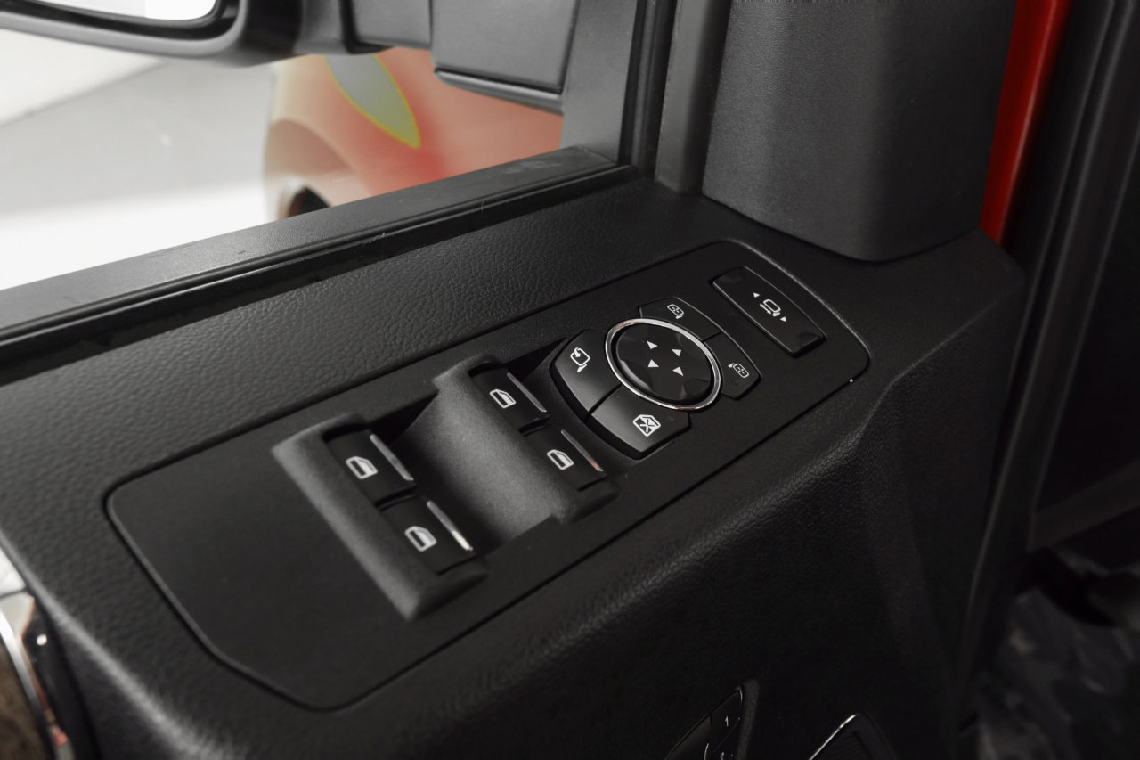 Used 2019 Ford F250 Lariat w/ Lariat Ultimate Package image 27