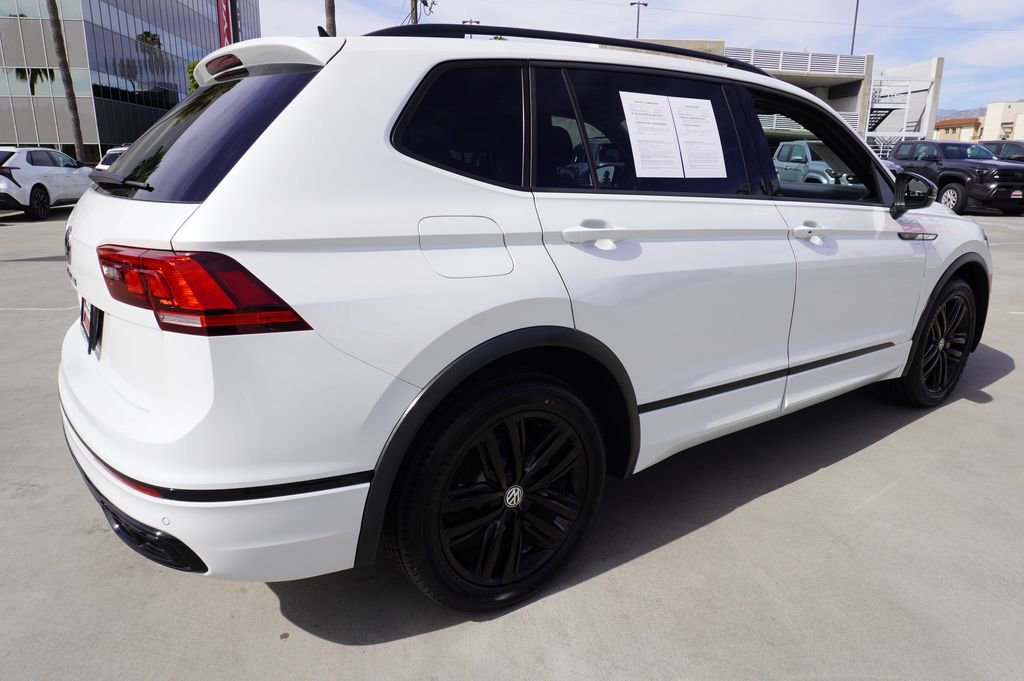 Used 2022 Volkswagen Tiguan SE R-Line image 7