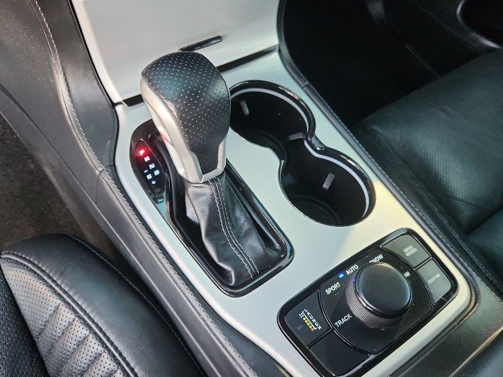 Used 2021 Jeep Grand Cherokee Trackhawk AWD/4WD image 23