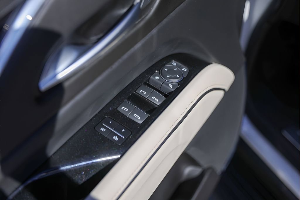 Certified 2023 Cadillac Escalade Sport w/ LPO, ONYX Package image 24