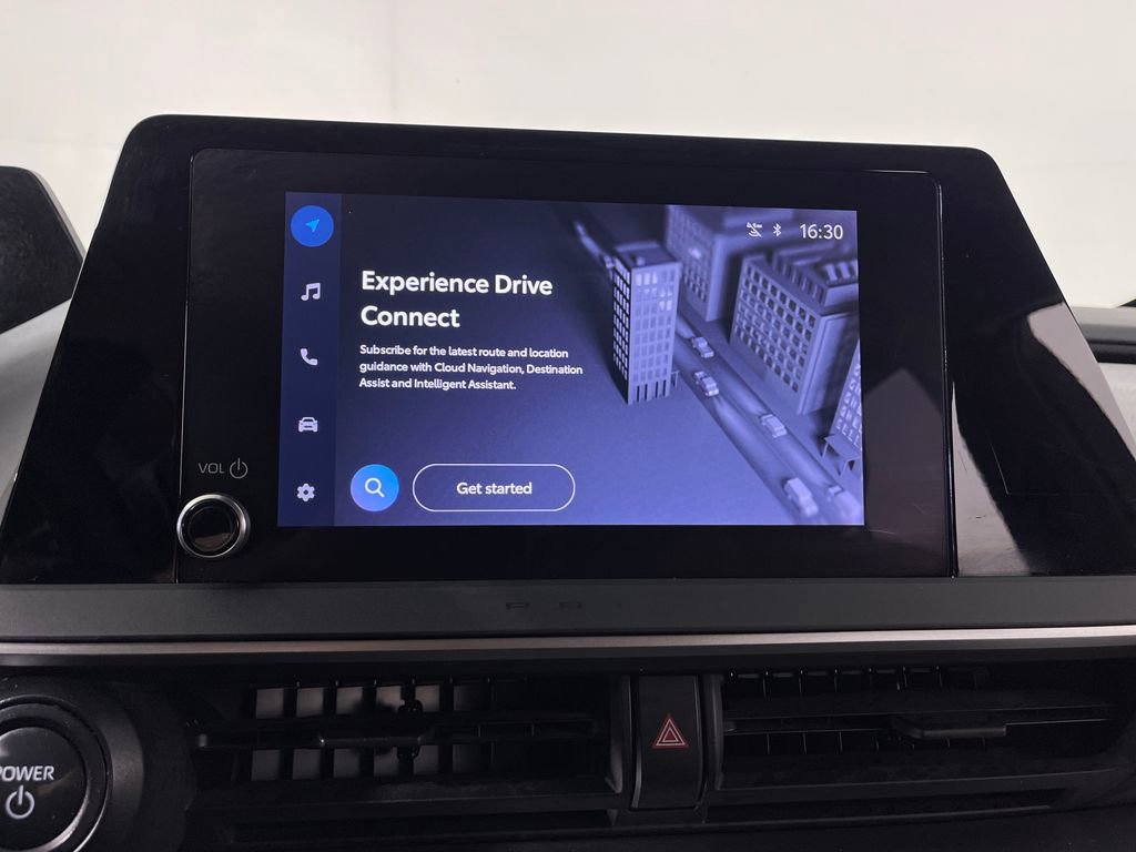 Used 2023 Toyota Prius LE FWD image 20