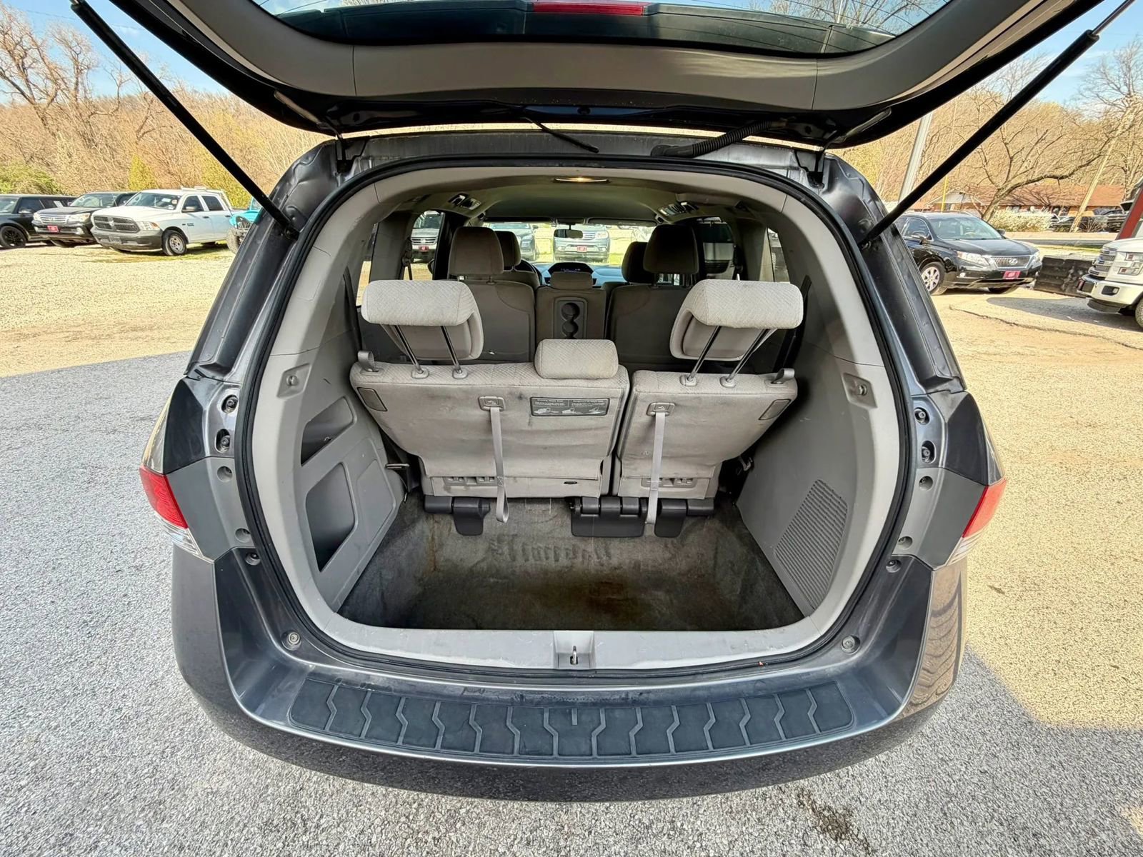 Used 2016 Honda Odyssey EX image 12