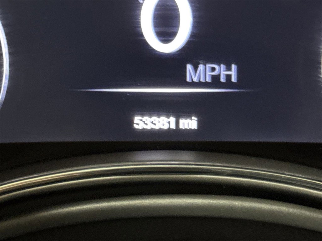 Used 2019 Jeep Grand Cherokee Laredo image 12