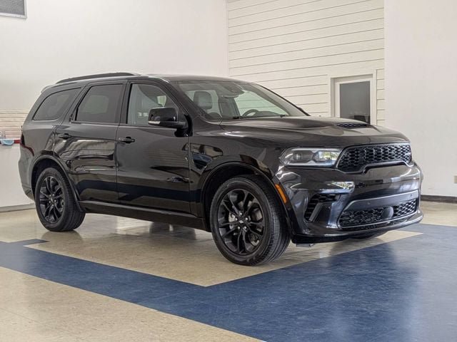 Used 2025 Dodge Durango R/T AWD/4WD image 2