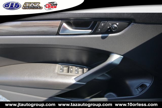 Used 2021 Volkswagen Passat 2.0T R-Line FWD image 11