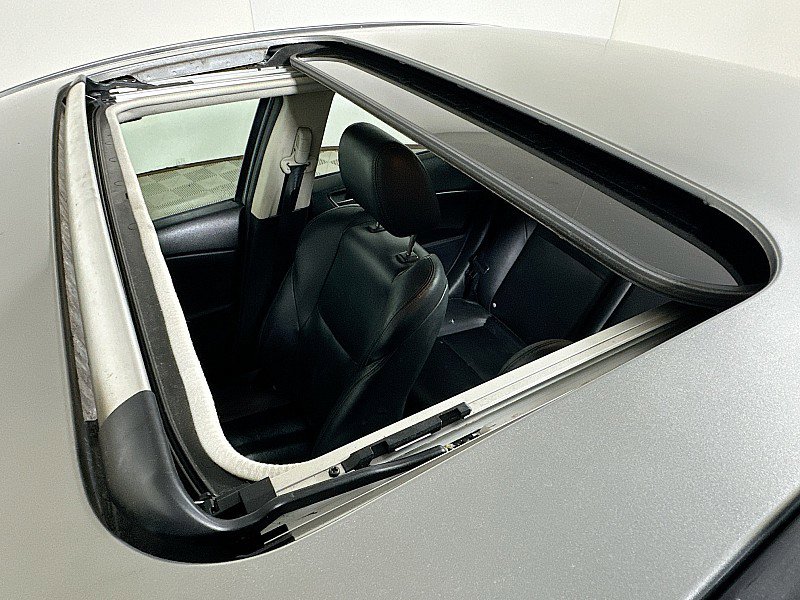 Used 2012 MAZDA MAZDA3 i Grand Touring image 13