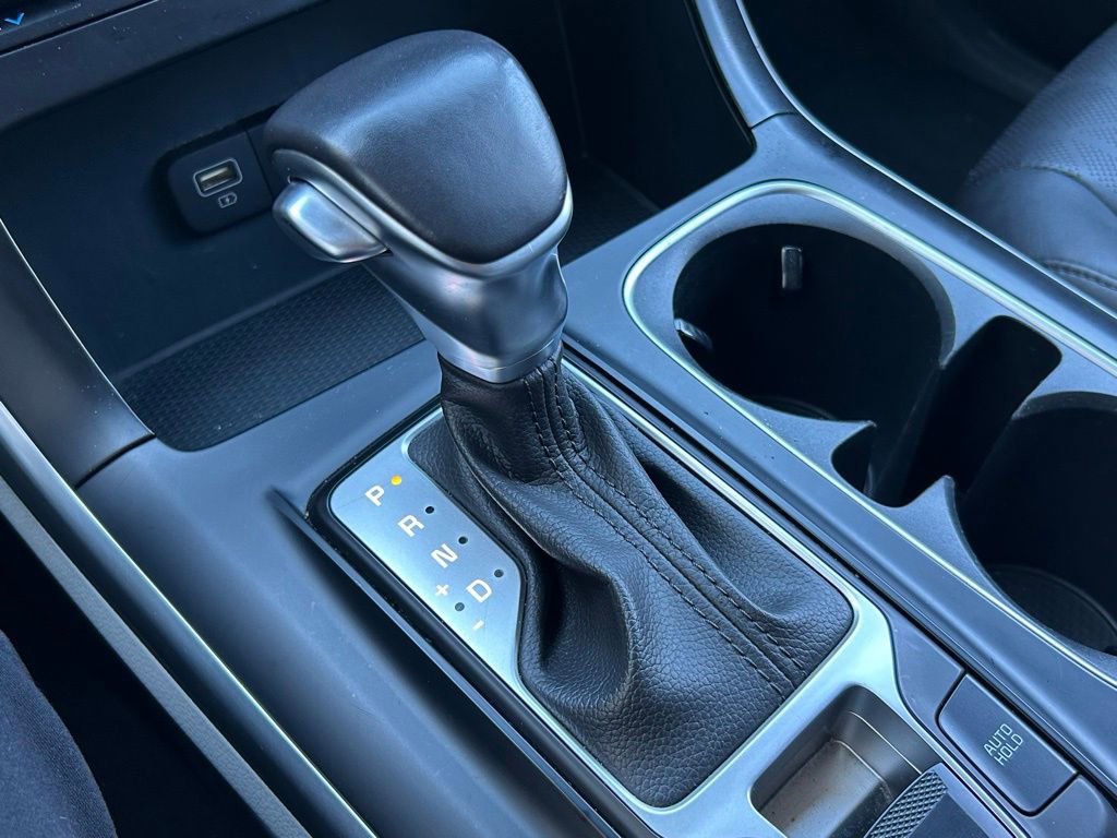 Used 2024 Kia Carnival LX image 33