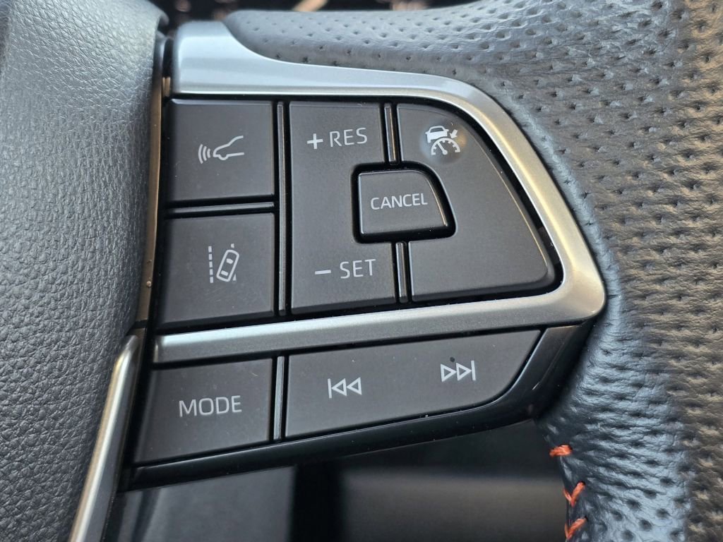 Used 2024 Toyota Sienna XSE w/ XSE Premium Package AWD/4WD image 15