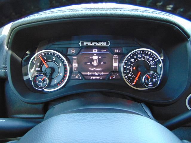 Used 2019 RAM 2500 Laramie AWD/4WD image 16