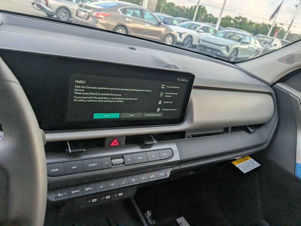 New 2027 Kia Seltos S FWD image 19