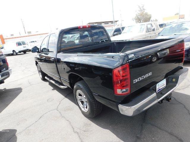 Used 2004 Dodge Ram 1500 Truck ST image 4