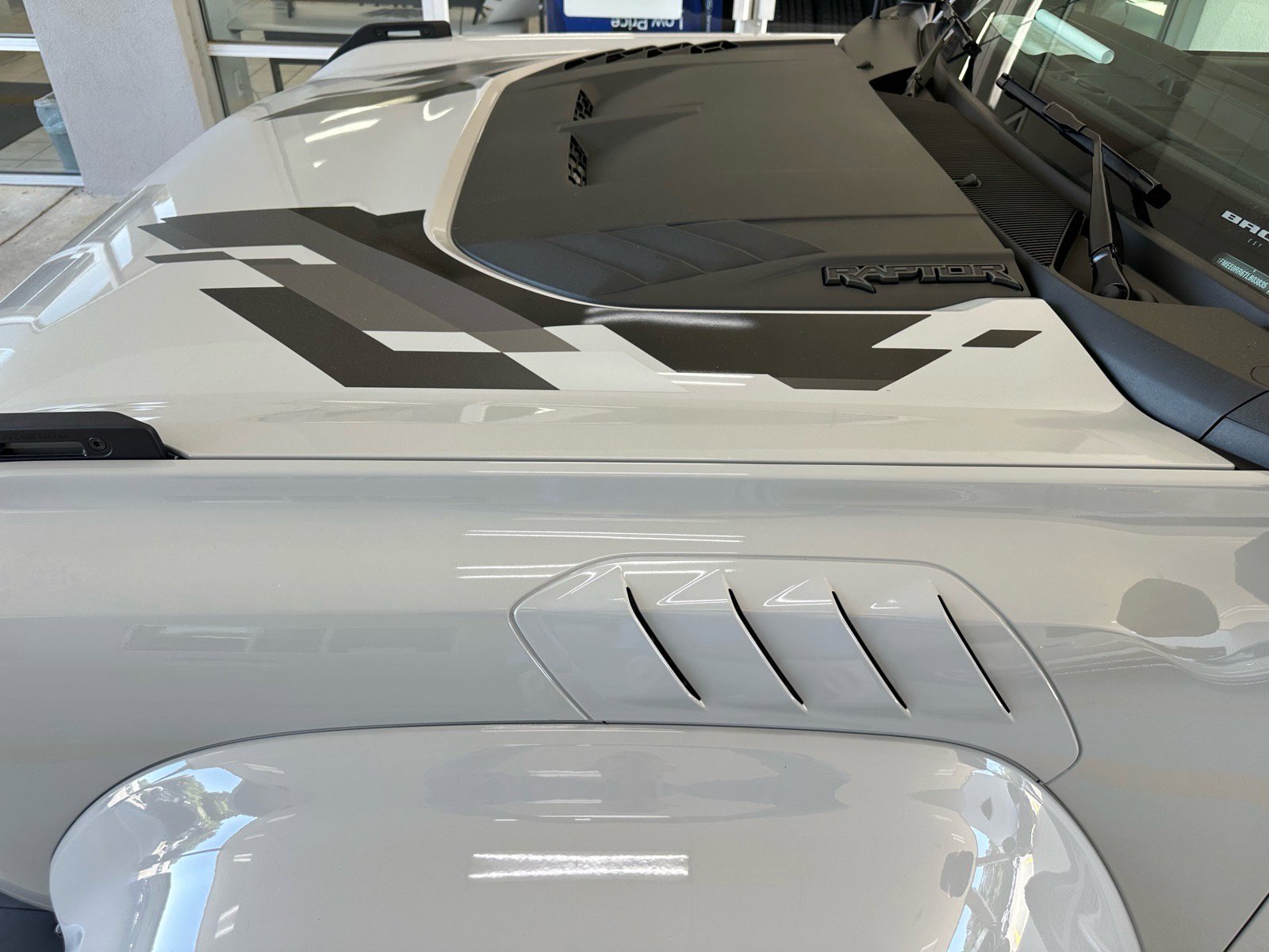 New 2026 Ford Bronco Raptor AWD/4WD image 4