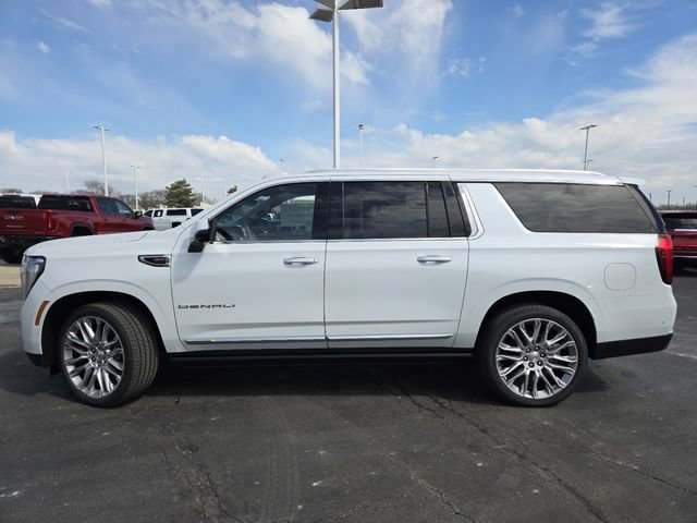 New 2026 GMC Yukon XL Denali w/ Denali Reserve Package AWD/4WD image 32