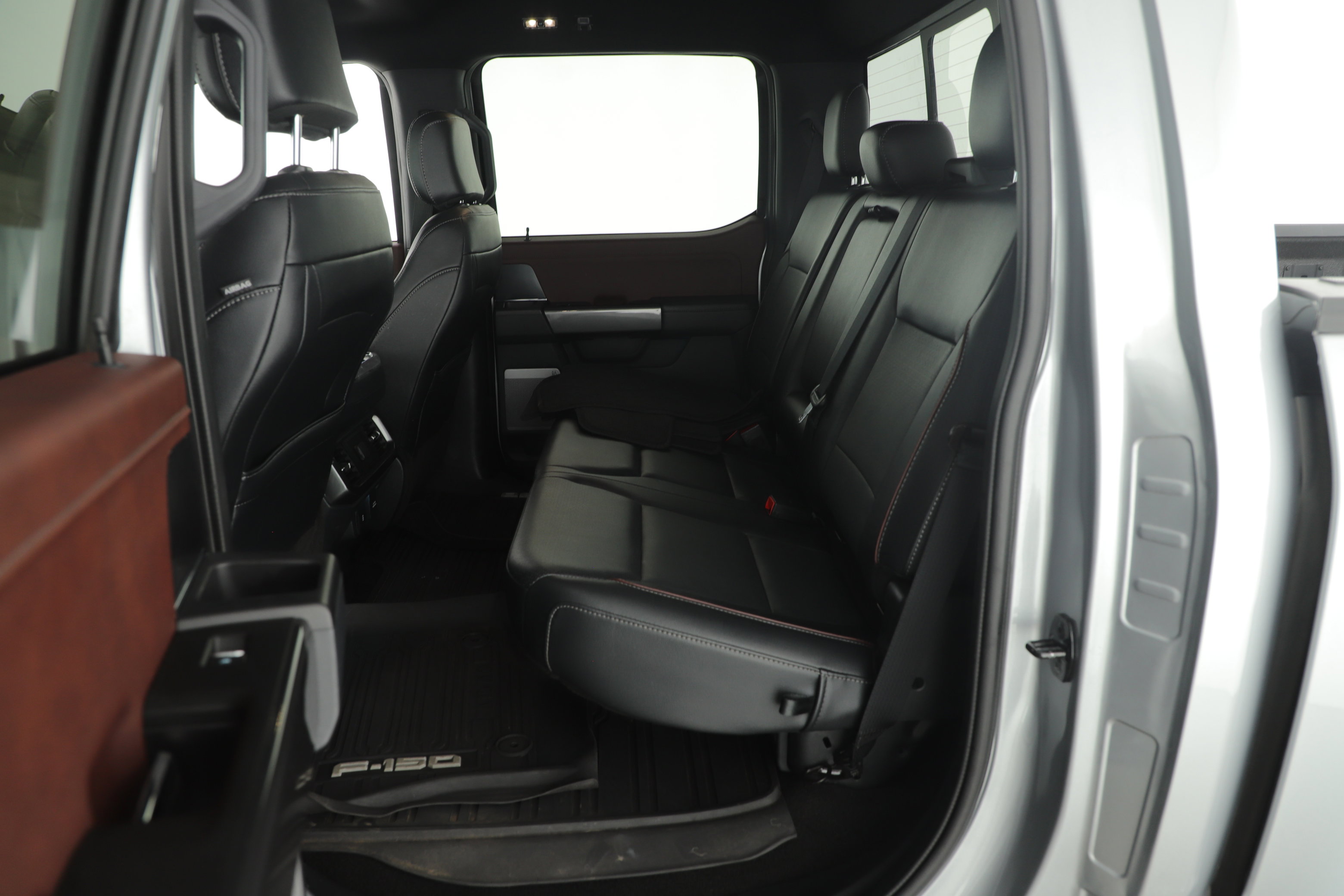 Used 2022 Ford F150 Lariat image 16