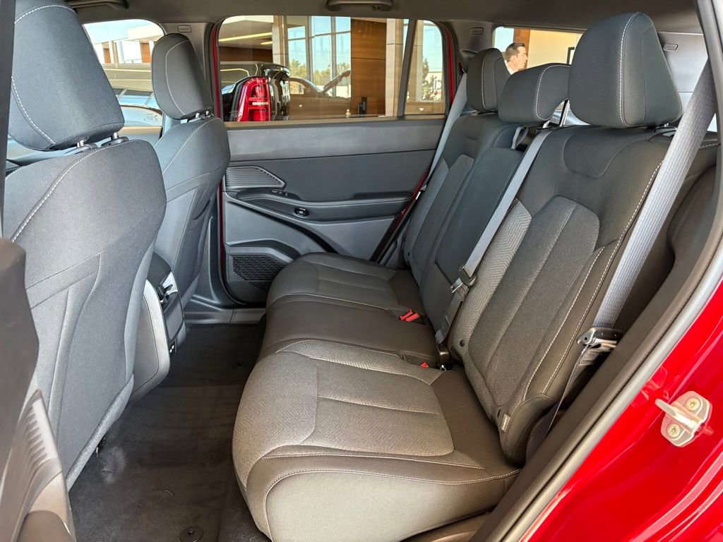 New 2026 Jeep Cherokee Laredo AWD/4WD image 10