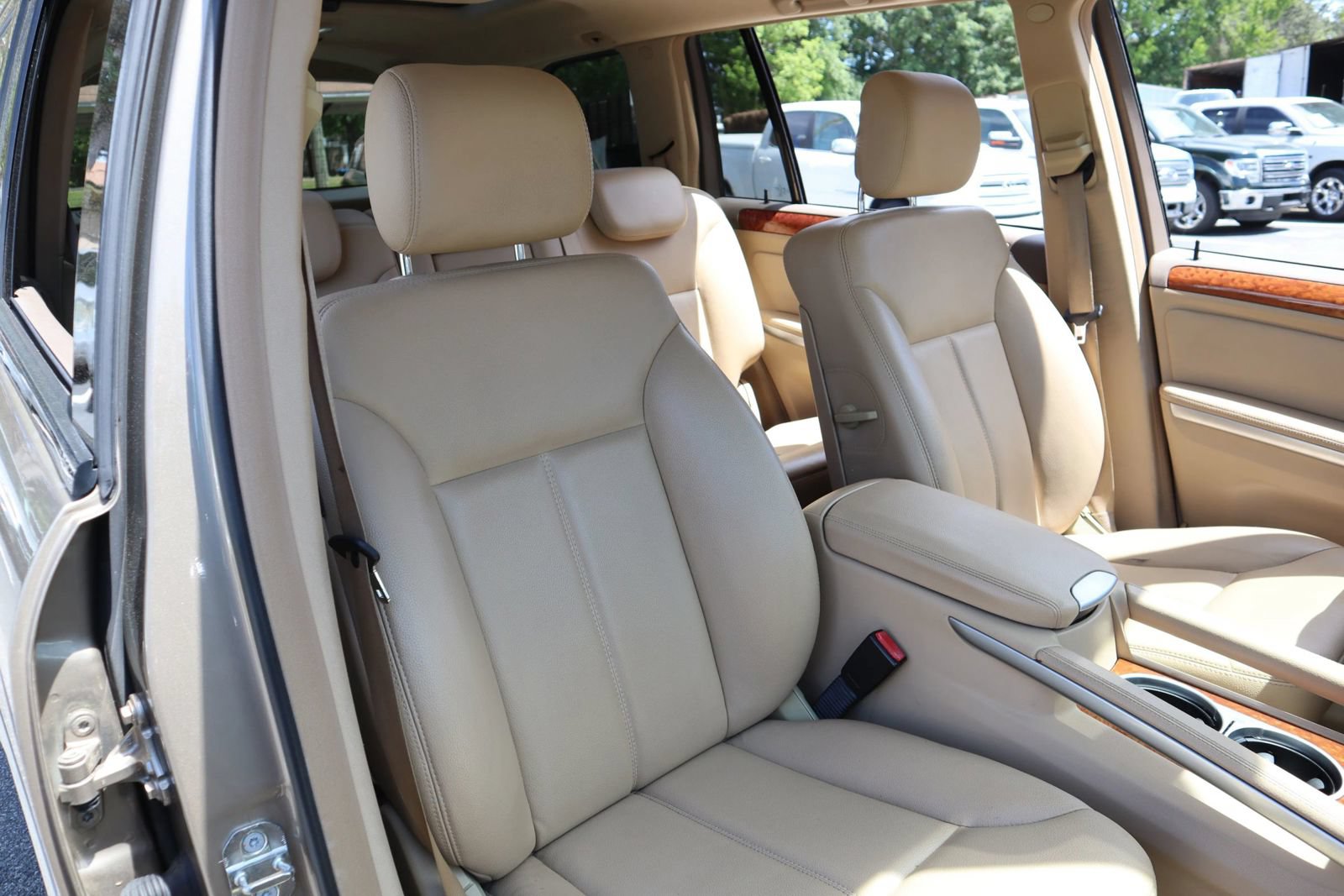 Used 2008 Mercedes-Benz GL 320 CDI 4MATIC image 23